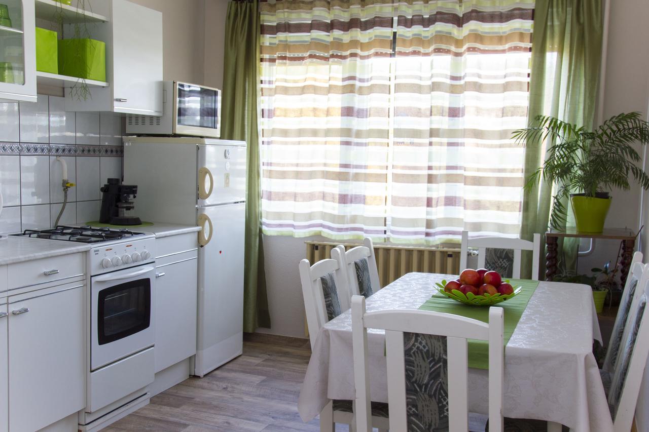Gabi Apartman Gyenesdiás Exterior foto